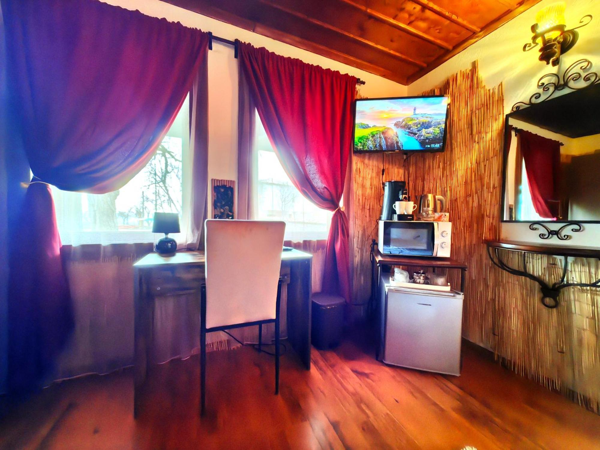 Complex Arbanashki Style-Panoramic View With Summer And Winter Terrace, Jacuzzi, Sauna, Children'S And Adult Area With Cinema Summer Arbanasi Buitenkant foto