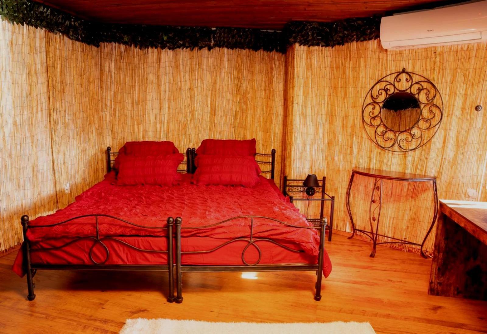 Complex Arbanashki Style-Panoramic View With Summer And Winter Terrace, Jacuzzi, Sauna, Children'S And Adult Area With Cinema Summer Arbanasi Buitenkant foto